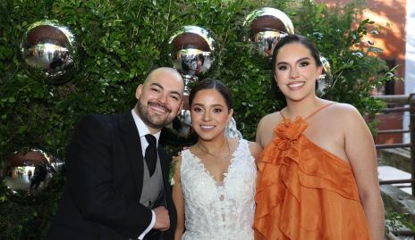  Pedro Pablo Lozano, Tania Loredo y Paulina.