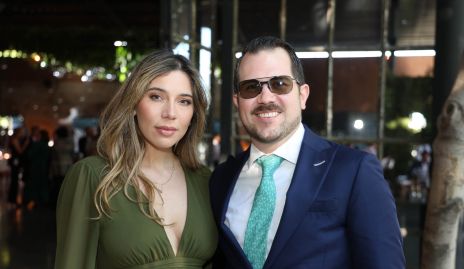  Veida Villarreal y Antonio Musa.