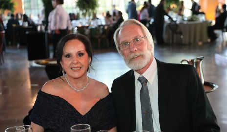  Adriana Rangel y Keen Goddard.