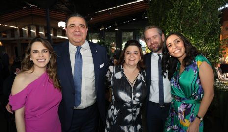 Paulina Aguirre, Pepe González, Margaret Lozano, Thomas Dodds y Lorena Lozano.