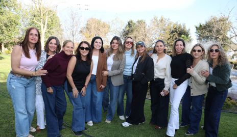  Paola Soto, Ana Saldaña, Ivette Coulon, Adriana Calderón, Christiane Esper, Yezmín Sarquis, Gaby Artolózaga, Cristy Villalobos, Ana Paula Valdés, Ceci Limón, Mari Pizzuto y Vero Berrón.