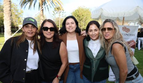  Cristina Villalobos, Adriana Calderón, Christianne Esper,  Verónica Conde, y María José Pedrero.