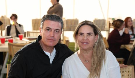  Güicho Fernández y Daniela Benavente.