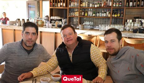  Fernando González, Mauricio Tamez y Kike González.