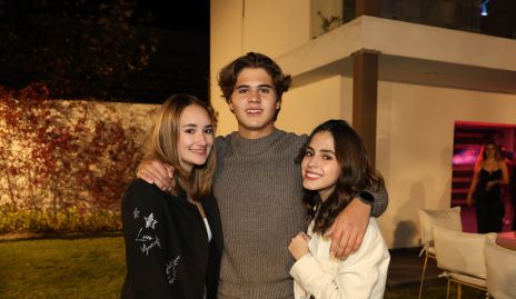  Isabela Velázquez, Juan Pablo Wagner y Loretta Castanedo.