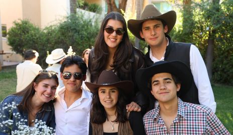 Majo García, Héctor Castro, Eugenia Pruneda, Natalia Gómez, Eugenio Aranda y Mateo Segarra.