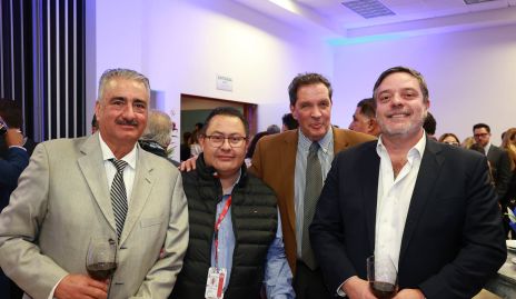  Raúl Martínez, Jorge Rodríguez, Pedro Martínez y Héctor Morales.