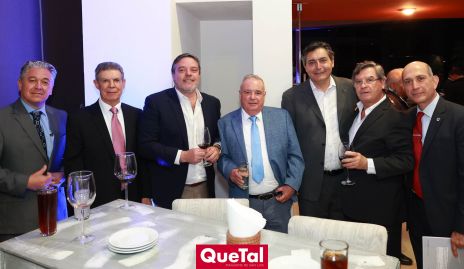  Daniel Dávalos, Rafael Hernández, Héctor Morales, Alejandro Mancilla, Alejandro Espinosa, Luis Gerardo Ortuño y Jorge Guerra.