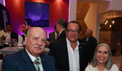 Ramon Nieto, Alfredo Sahagún y María de Lourdes Medina.