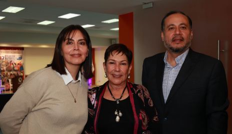  Gabriela Rivera, Lourdes Gómez y Luis Palafox.