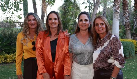  Las hermanas Payán Espinosa, Verónica, Marcela, Gabriela y Mireya.