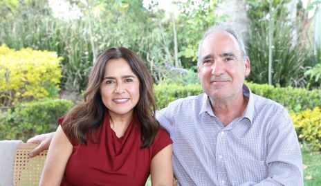  Laura Acosta y Ricardo Raymond.