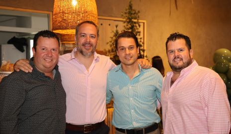  Roberto Meade, Roberto Ramírez, Miguel Caballero y Santiago Meade.