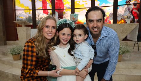  Ingrid Velasco, Marina Zermeño, Rafael y Rafael Olmos.