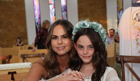  Marianne Velasco y Marina Zermeño.