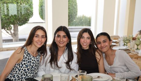  Isabel Garcín, Nancy del Río, Ana Karen y Litzi.