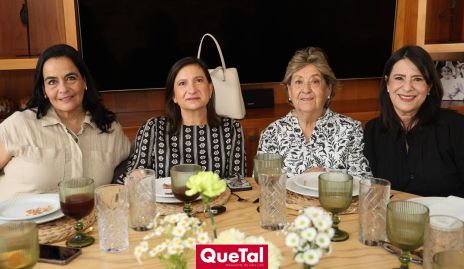  Pily Gallegos, Mari Tere Cadena, Elvira de Martínez y Lupita Martínez.