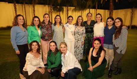  Tías y primas Nava.