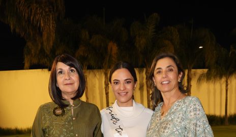 Claudia Ortiz, Ana Martha Martínez y Martha Laso de la Vega.