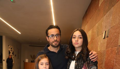  Samuel Morales, Isa y Sara Morales.