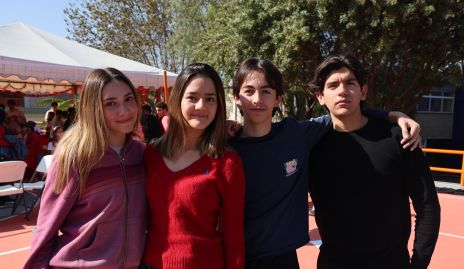  Paloma, Valentina, Héctor y Misael.