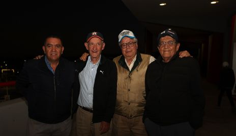  Carlos, Héctor Hinojosa, Miguel Mendoza yGustavo Sandoval.