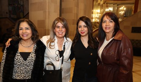  Lupita Muñiz, Tony Reynoso, Karen Jasso y Sonia Gutiérrez.