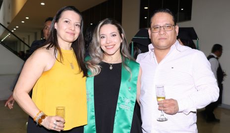  Alejandra Gómez, Yaely Grimaldo y Adonai Grimaldo.