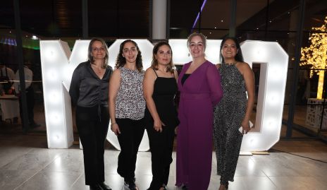  Érika, Lucero, Verónica, Adriana y Gaby.