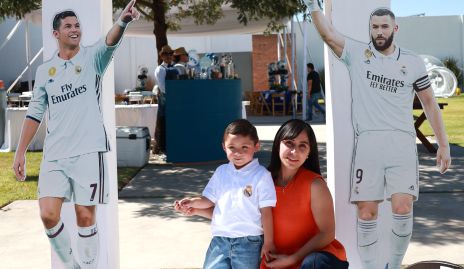  Valeria Reyna con su hijo Bruno.