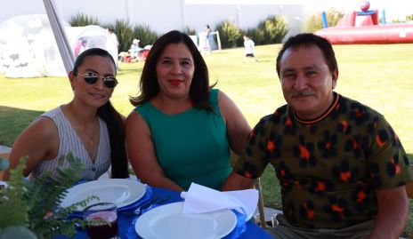  Miriam Calorina, Miriam Paz y Francisco Reyna.