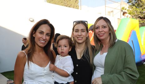  Gloria Leal, Lorenzo Enríquez, Gaby Alvarado y Gaby Rosillo.