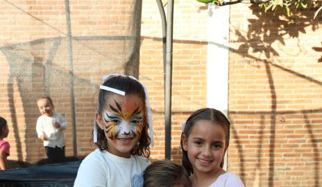  Martina Zárate, Juanma Zárate y Roberta Enríquez.