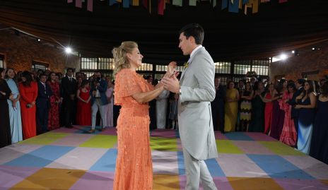  Benilde Díaz Infante con su hijo Alfredo Hernández.