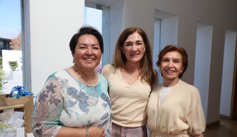  Blanca de García, Ana María Anaya y Ani Rossel.