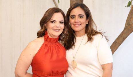  Montserrat Lozano y Lucy Jáuregui.