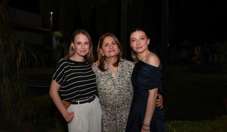  Pau López, Mónica Guillén y Gaby López.