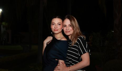  Gaby López y Pau López.