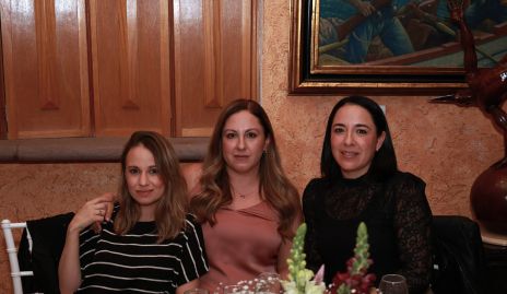  Pau López, Claudia Vidal y Lorena Flores.