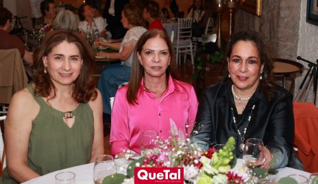  Claudia Guillén, Guadalupe Del Valle y Lila González.