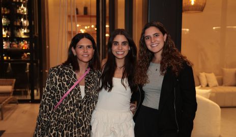  Ana Paula de la Fuente, Chío de la Vega y María Dolores Gómez.