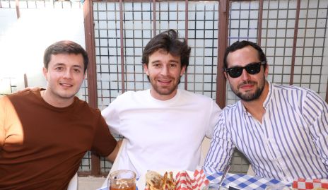  Juan Córdova, Mauricio Maza y Santiago Maza.