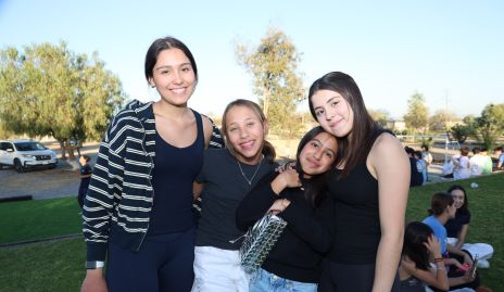  Natalia, Andrea, Marina y Mari Fer.