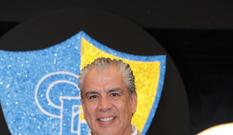  Luis Guillermo Cárdenas, Azul y Oro en TRX.