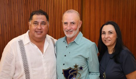  Chapo Torres, Ricky Villalba y Ana María Flores.