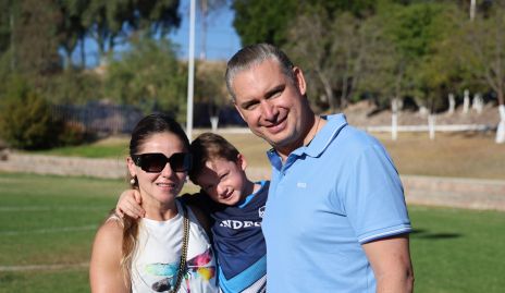  Claudia Pérez Amaral, Santi y Luis Castro.