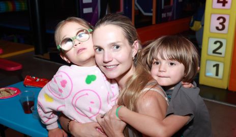  Lucía Lomelí, Miriam Huber y Luca Valladares.