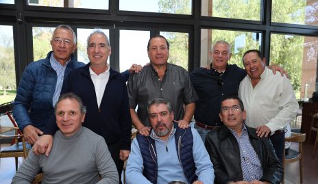 Alejandro Abud, Ricardo Raymond, Rafael Olvera, José, Adolfo Arriaga, Ricardo Abud, Daniel de Luna y Gerardo Bocard.
