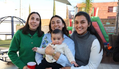  Dani Paredes, Santiago García, Begoña y Bárbara Paredes.