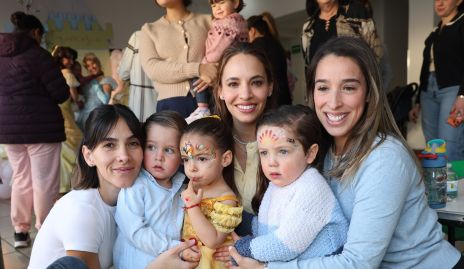  Elsa Sanroyo, Luca Aguirre, Francesca Delgado, Fernanda Paredes, José Julián González y María José Ascanio.